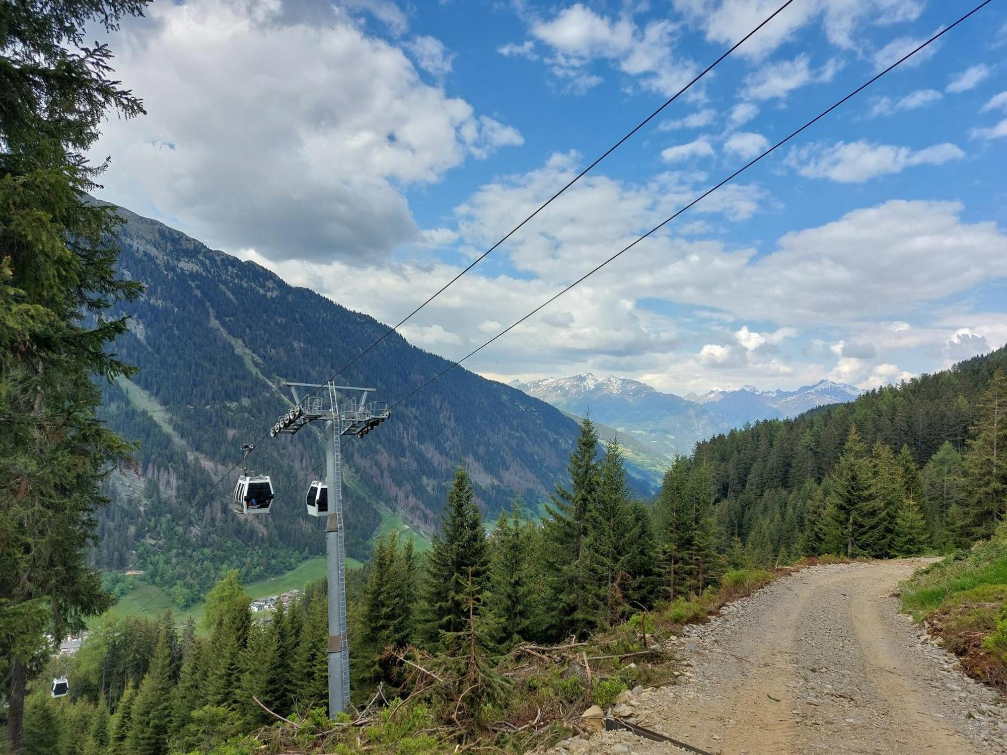 Blosegghof Bergchalets Waldblick Racines Dış mekan fotoğraf